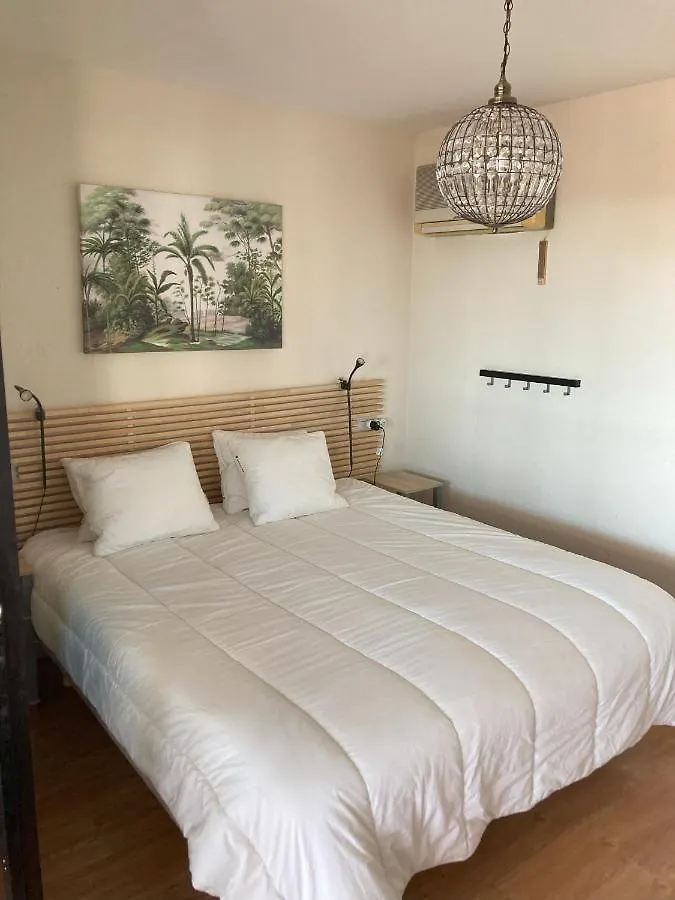 Apartamento 2 Dormitorios Pueblo Evita Benalmadena
