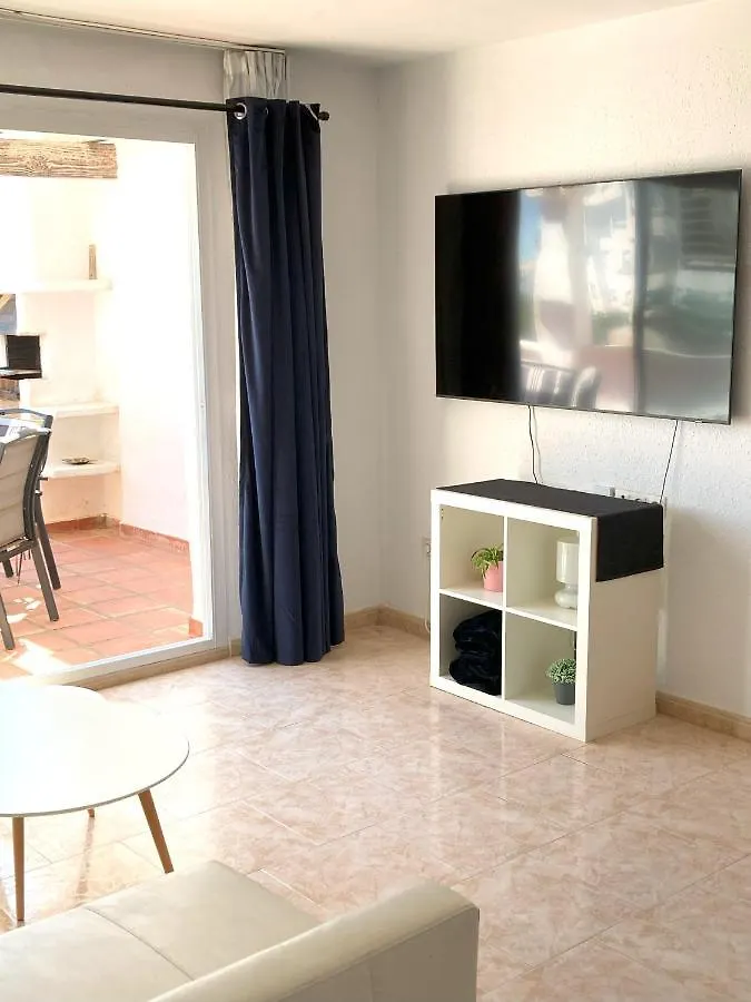 Apartamento 2 Dormitorios Pueblo Evita Benalmadena