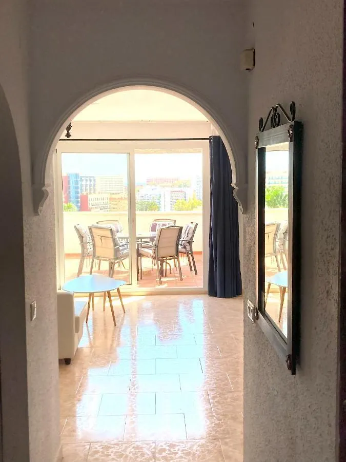Apartamento 2 Dormitorios Pueblo Evita Benalmadena Apartment